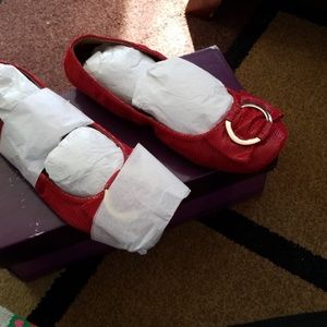 Red Me Too flats 7.5